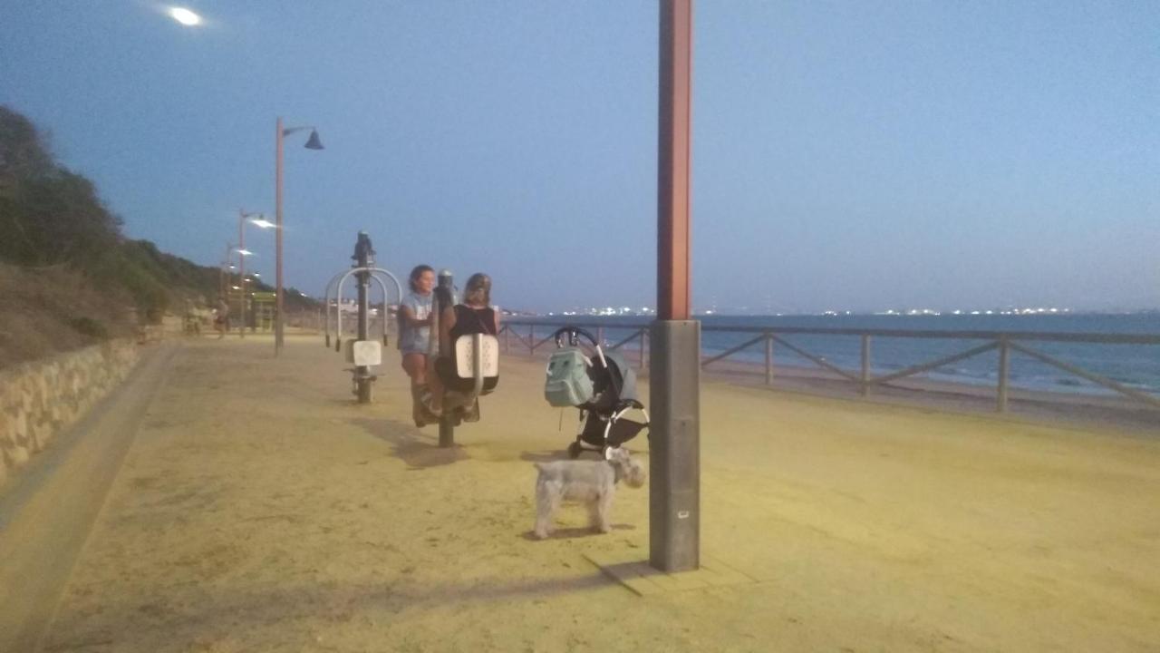 Primera línea playa Puerto Santa María vistas infinitas Limpieza excepcional PARKING El Puerto de Santa Maria Exterior foto